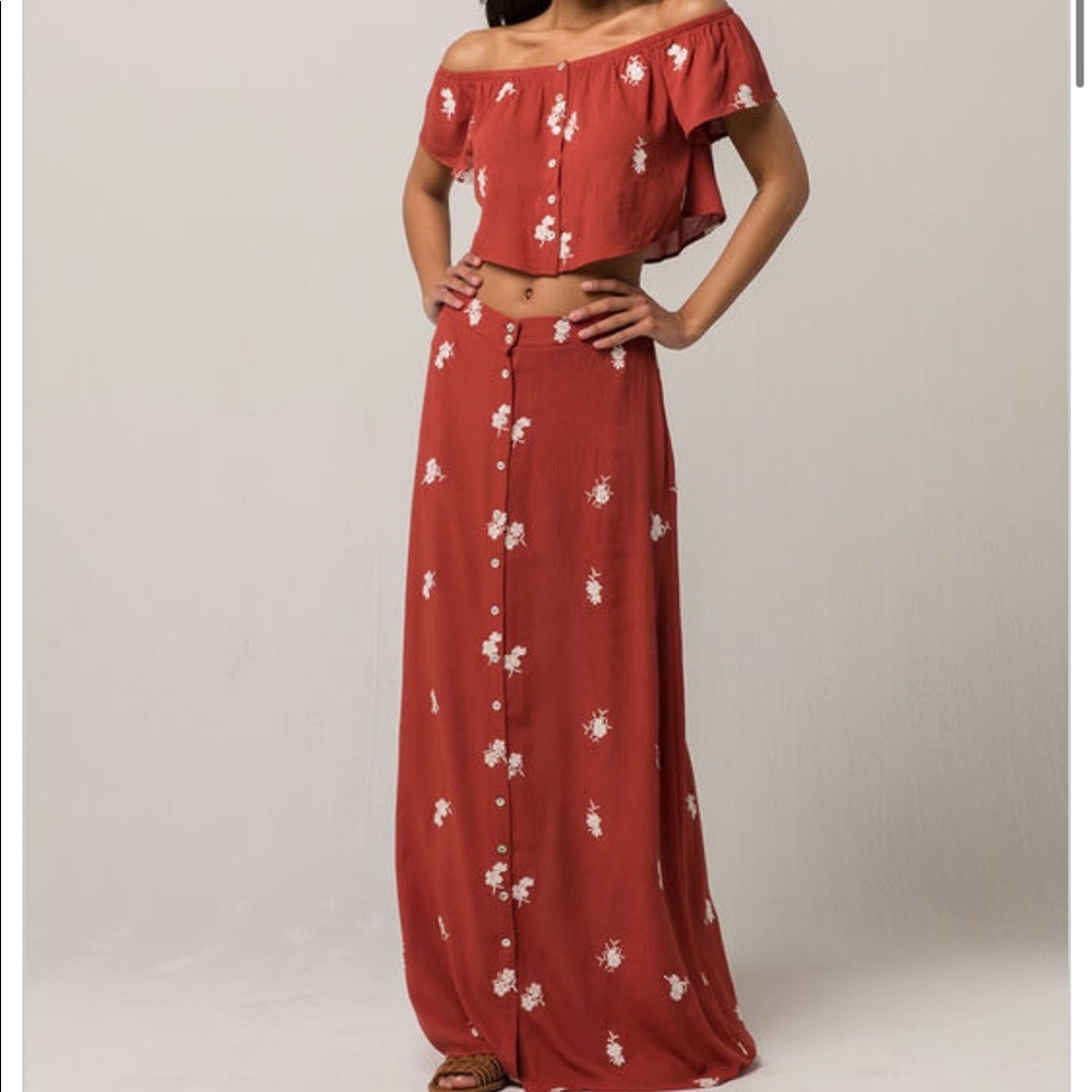 Off The Shoulder Womens Top And Maxi Skirt Set